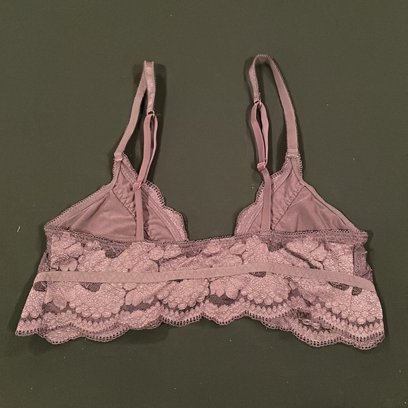 Wire Free Bralette with Front Closure - Picture 2 of 5